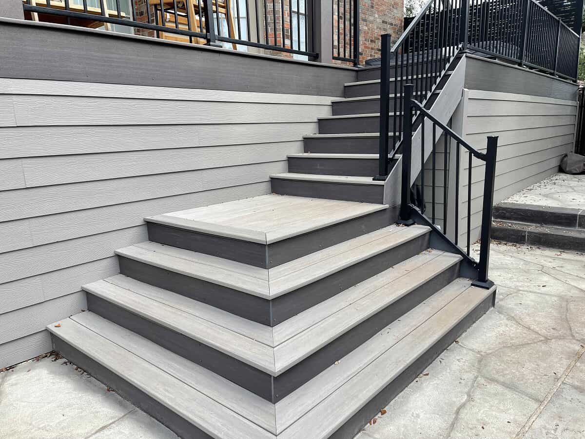 Stunning SW Austin Azek Deck